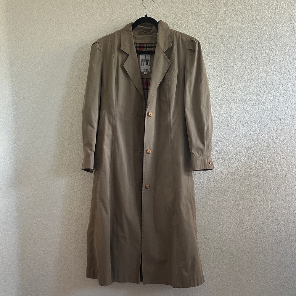 J Gallery Women’s Tan pleated Trench Coat